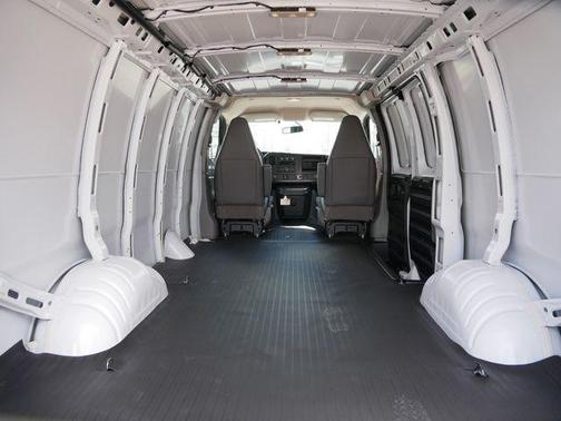 Summit White 2026 Chevrolet Express 2500 Work Van