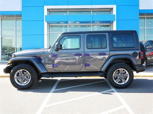 2022 Jeep Wrangler Unlimited Sahara