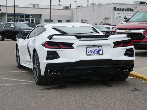 Arctic White 2023 Chevrolet Corvette Stingray w/2LT