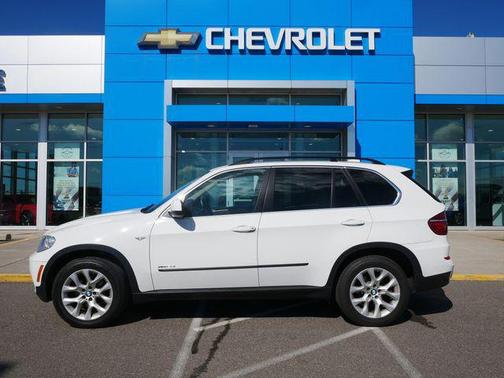 Alpine White 2013 BMW X5 xDrive35i