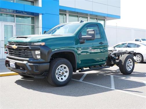 2025 Chevrolet Silverado 3500 WT