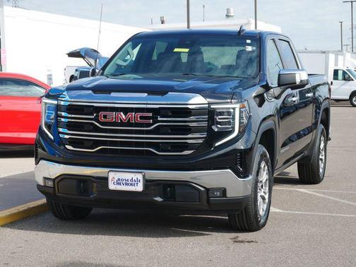 Onyx Black 2025 GMC Sierra 1500 SLT