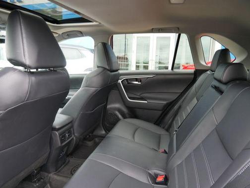 Midnight Black Metallic 2022 Toyota RAV4 XLE Premium