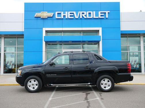 Black 2011 Chevrolet Avalanche 1500 LT