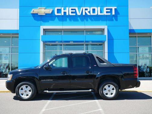 Black 2011 Chevrolet Avalanche 1500 LT