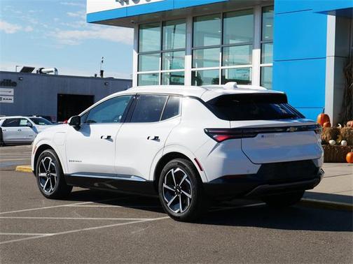 2025 Chevrolet Equinox EV LT