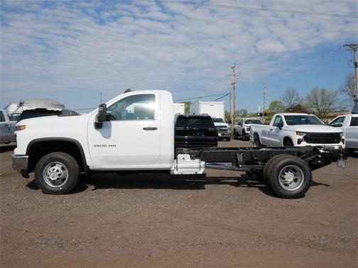 2025 Chevrolet Silverado 3500 WT