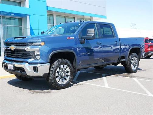 2025 Chevrolet Silverado 3500 LT
