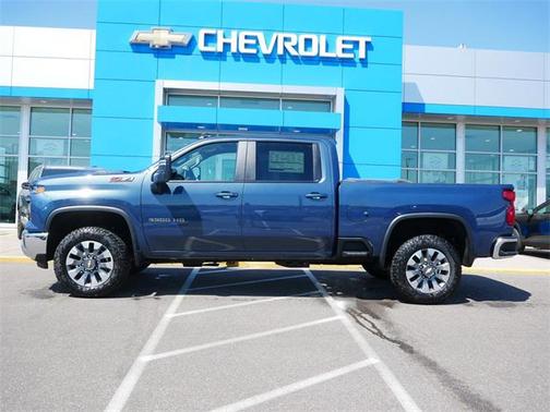 2025 Chevrolet Silverado 3500 LT