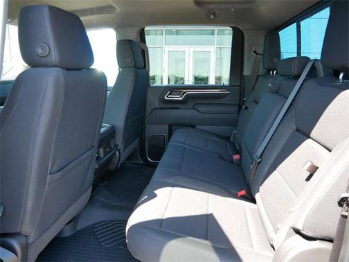 2025 Chevrolet Silverado 3500 LT