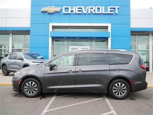 2021 Chrysler Pacifica Hybrid Touring L