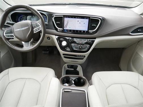 2021 Chrysler Pacifica Hybrid Touring L