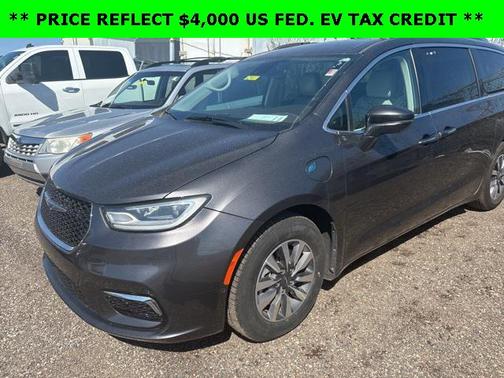 2021 Chrysler Pacifica Hybrid Touring L