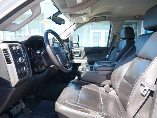 Summit White 2018 Chevrolet Silverado 2500 LT