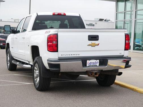 Summit White 2018 Chevrolet Silverado 2500 LT