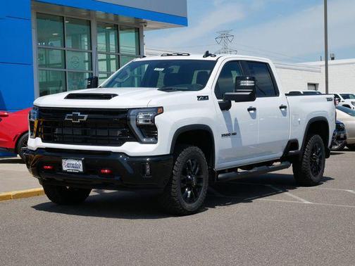 Summit White 2026 Chevrolet Silverado 3500 LT