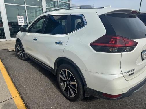 2020 Nissan Rogue SL