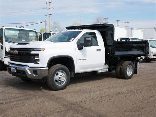 2025 Chevrolet Silverado 3500 WT