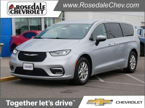 Silver Mist Clearcoat 2023 Chrysler Pacifica Touring L