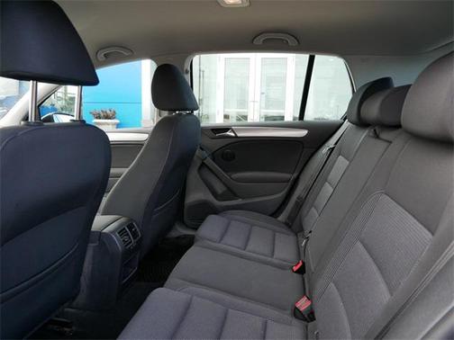 2013 Volkswagen Golf 2.5L