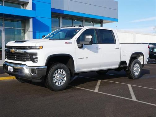 2025 Chevrolet Silverado 3500 LT