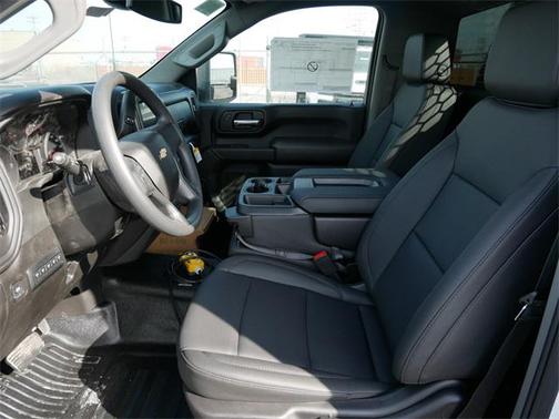 2025 Chevrolet Silverado 3500 WT