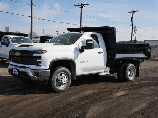 2025 Chevrolet Silverado 3500 WT