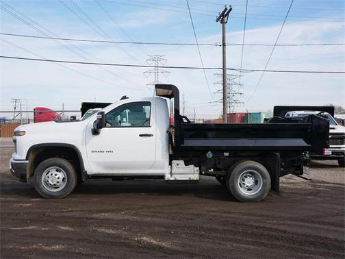 2025 Chevrolet Silverado 3500 WT