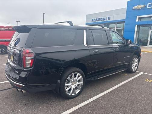 2024 Chevrolet Suburban 4WD High Country