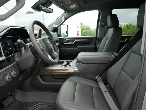 2026 Chevrolet Silverado 3500 LT