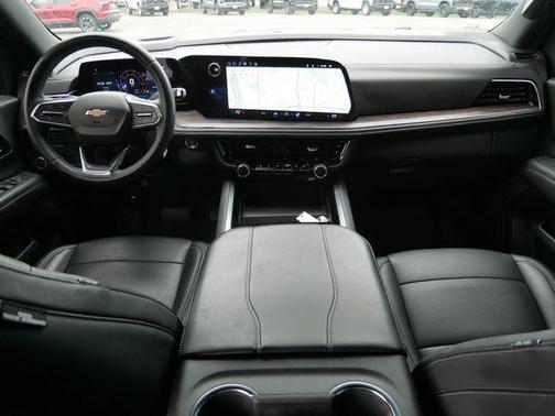 Black 2025 Chevrolet Suburban LS