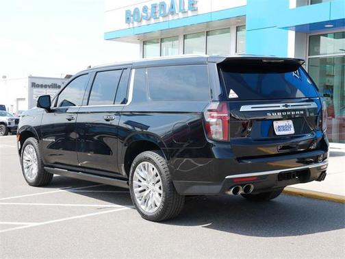 2023 Chevrolet Suburban 4WD High Country