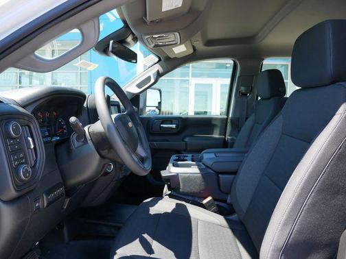 Summit White 2026 Chevrolet Silverado 3500 WT