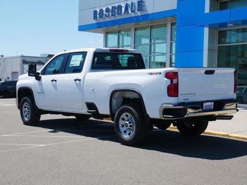 Summit White 2026 Chevrolet Silverado 3500 WT