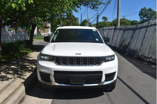 2022 Jeep Grand Cherokee L Laredo