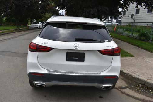 2022 Mercedes-Benz GLA 250 4MATIC
