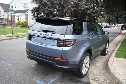 2023 Land Rover Discovery Sport SE