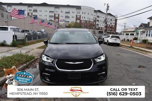 Diamond Black Crystal Pearlcoat 2025 Chrysler Pacifica L