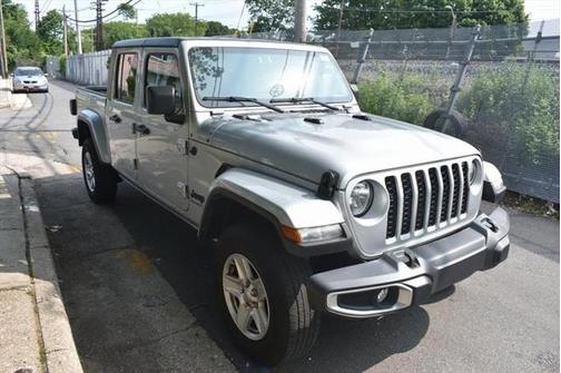 2023 Jeep Gladiator Sport
