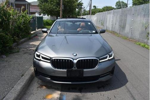 2023 BMW 530 i xDrive
