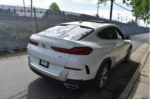 2022 BMW X6 xDrive40i