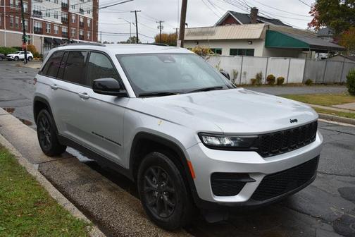 2024 Jeep Grand Cherokee Altitude