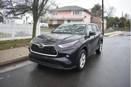 2023 Toyota Highlander L