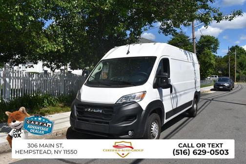 Bright White Clearcoat 2026 RAM ProMaster 2500 High Roof