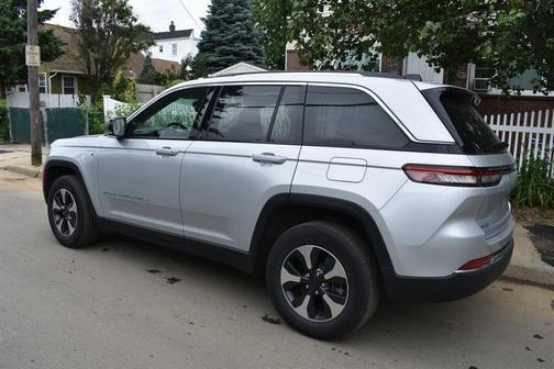 2024 Jeep Grand Cherokee Altitude