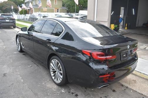 2022 BMW 530 i xDrive