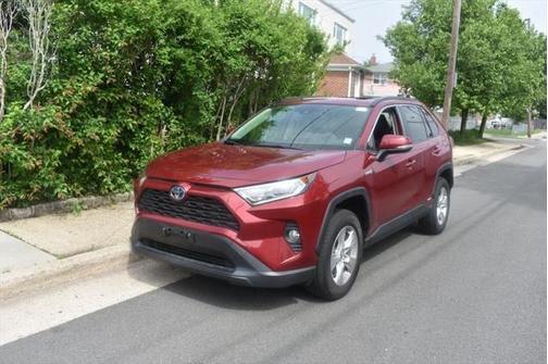 2019 Toyota RAV4 Hybrid XLE