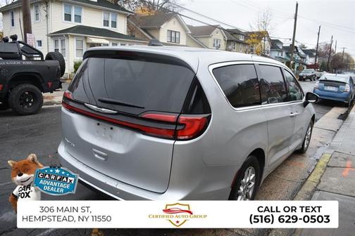 2024 Chrysler Pacifica Touring L