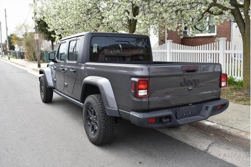 2021 Jeep Gladiator Willys 4x4