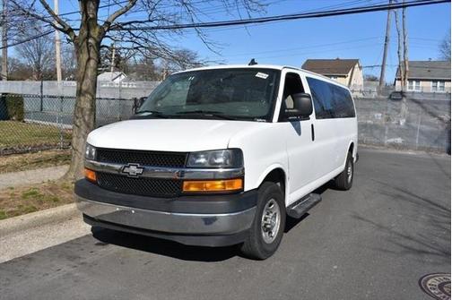 2022 Chevrolet Express 3500 RWD 3500 Extended Wheelbase LS